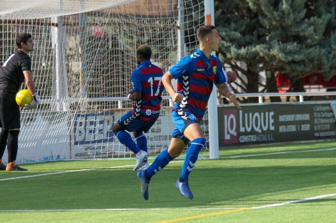 CF Parets 1-1 UE Llagostera-Costa Brava: Lluberasso per reforçar el filialasso