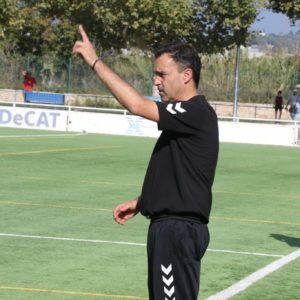 Vicenç Fernández analitza el primer tram de temporada del filialasso: “Competim bé però ens falta millorar la concentració i ser més contundents a les àrees”