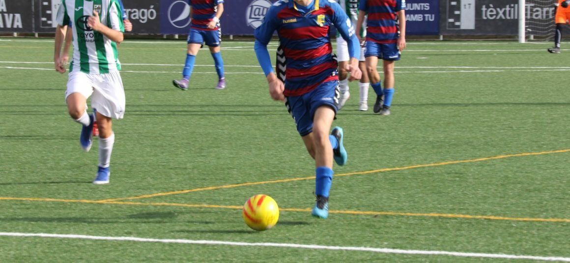 Resultats, golejadors i classificacions jornada 14/15 de desembre