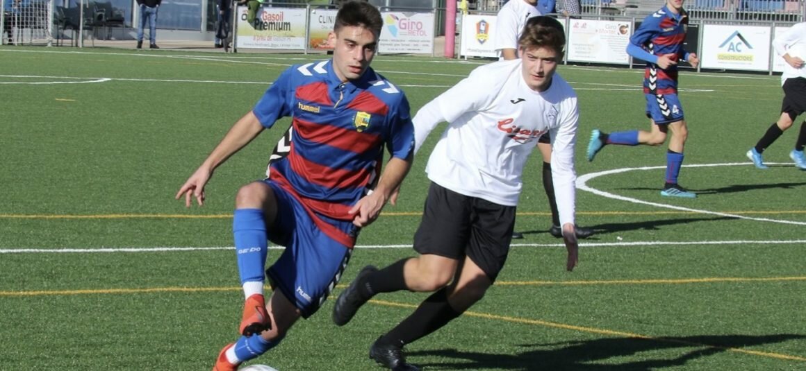 Juvenilasso 3-2 Cerdanyola FC: Victòria de futbol i de fe