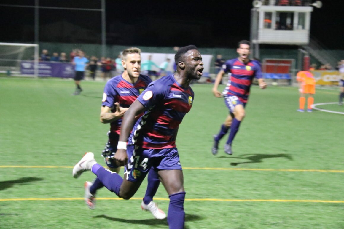 Kuku: “Em sento ben tractat pel club i els companys i agraït a l’Oriol per haver-me fet debutar a Segona B”